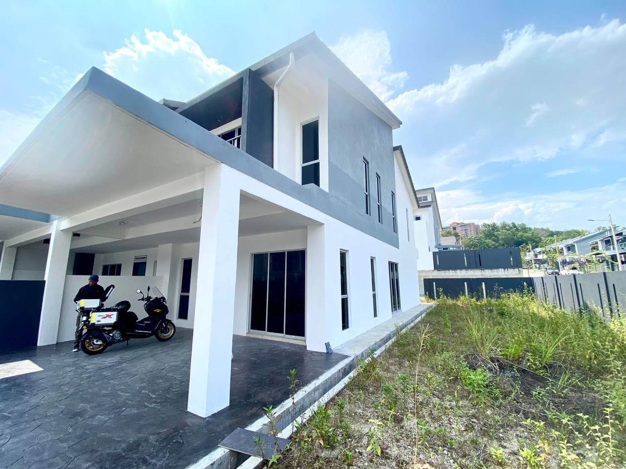 Corner Lot Freehold Malay Reserved Double Storey Terrace Taman Vista Mutiara - Image 1