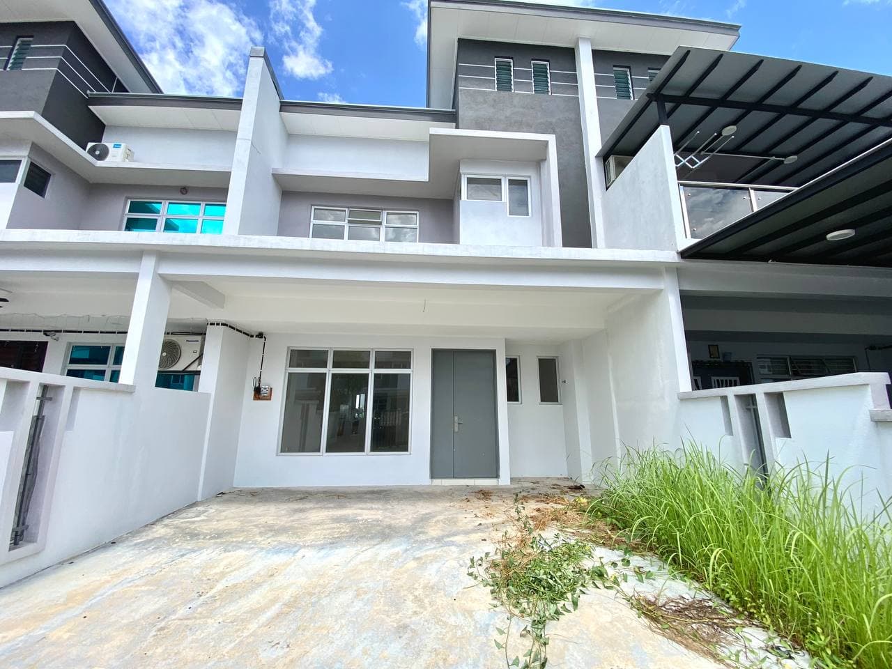 Double Storey Terrace Dcendana 1 Bandar Tasik Kesuma Semenyih - Image 1