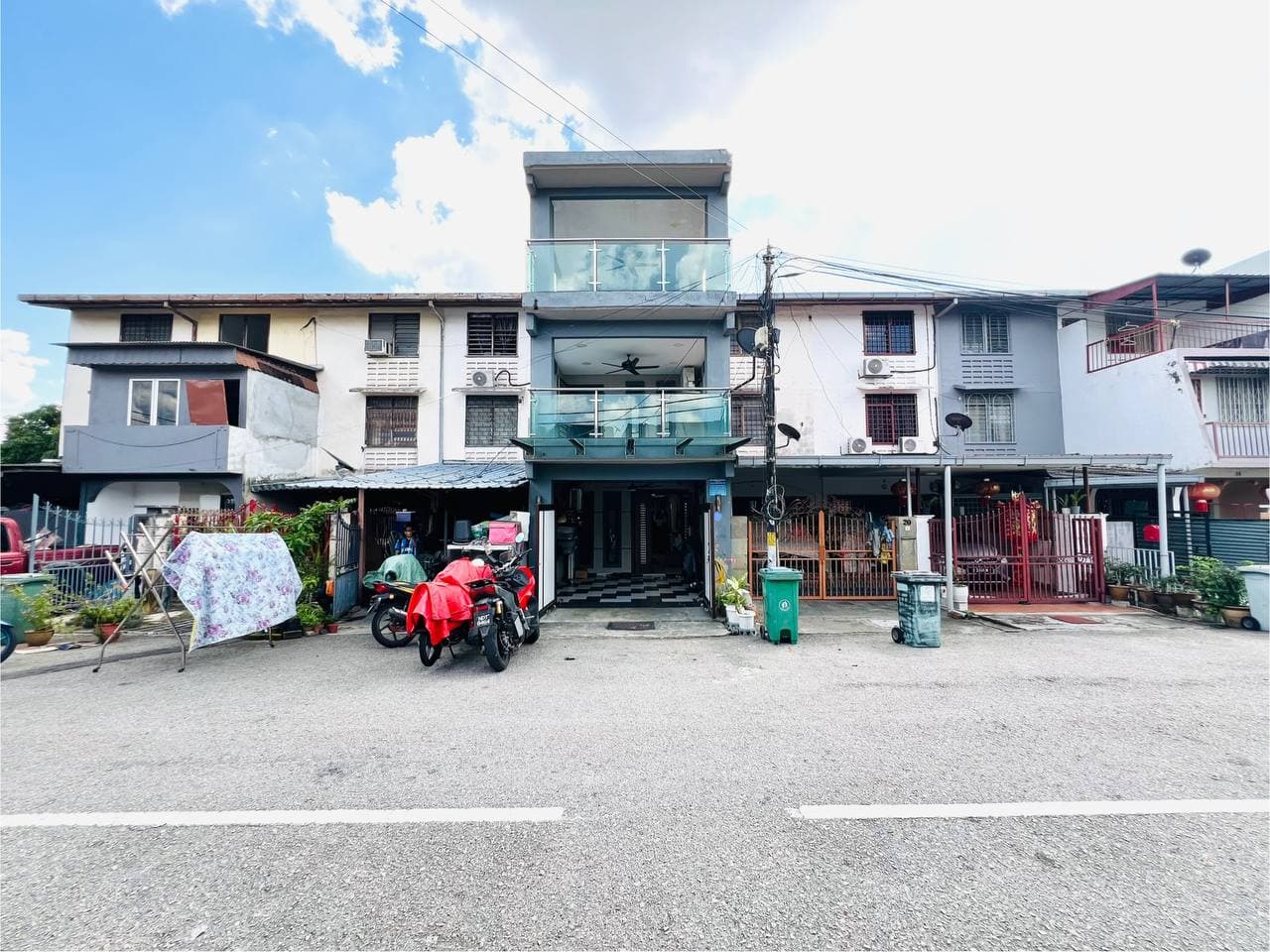 3 Storey Terrace Taman Dato Senu Sentul Kuala Lumpur - Image 1