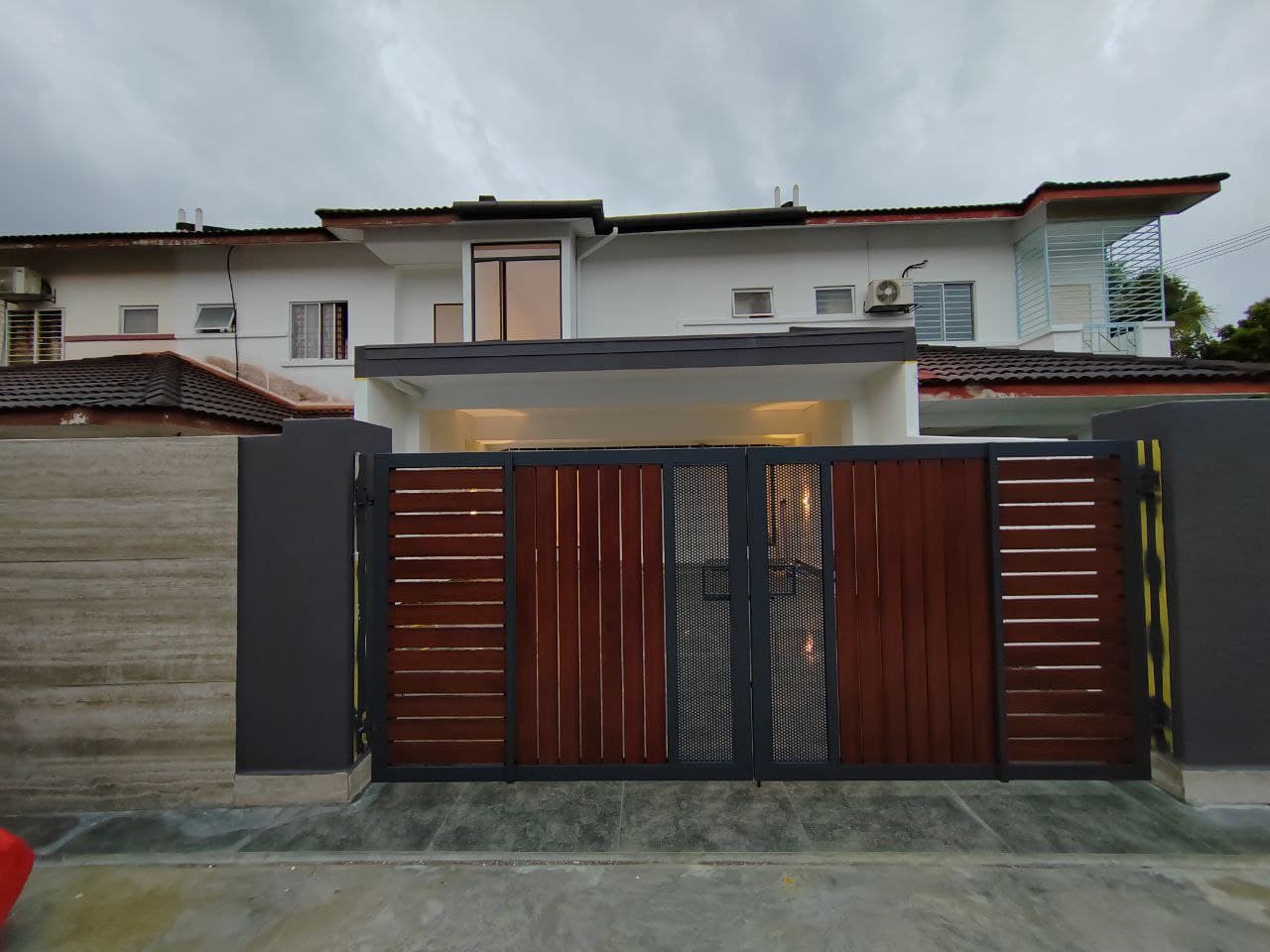 Double Storey Terrace Bandar Mahkota Cheras Seksyen 1 Cheras - Image 1