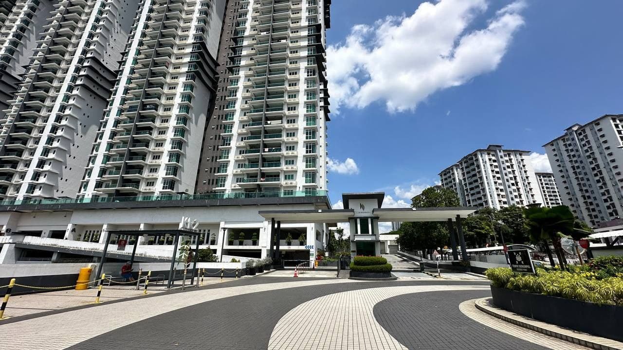Kiara Residence 2 Bukit Jalil with Private Balcony - Image 1