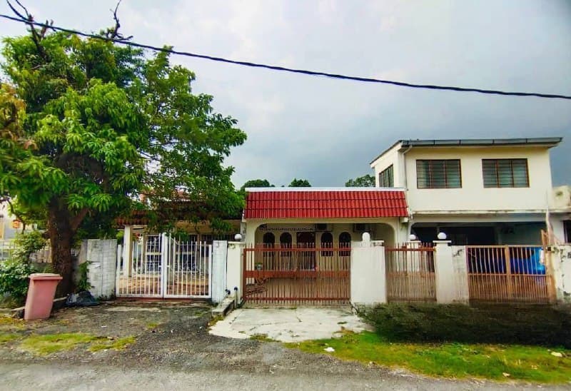 Single Storey Terrace Seksyen 51A Petaling Jaya - Image 1