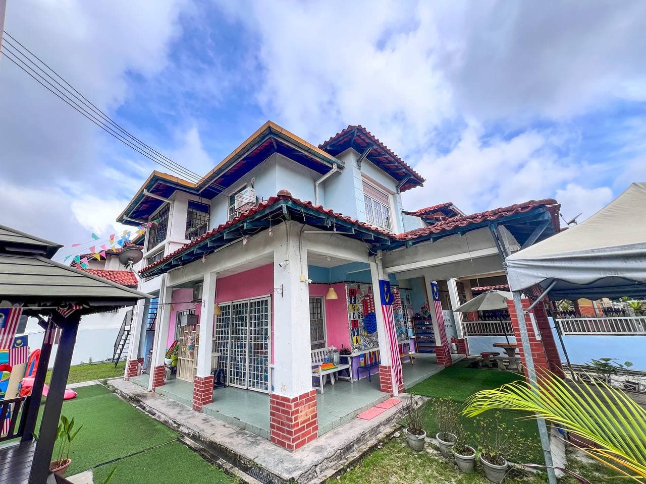 Corner Lot 2 Storey Damai Budi Alam Damai Cheras KL - Image 1