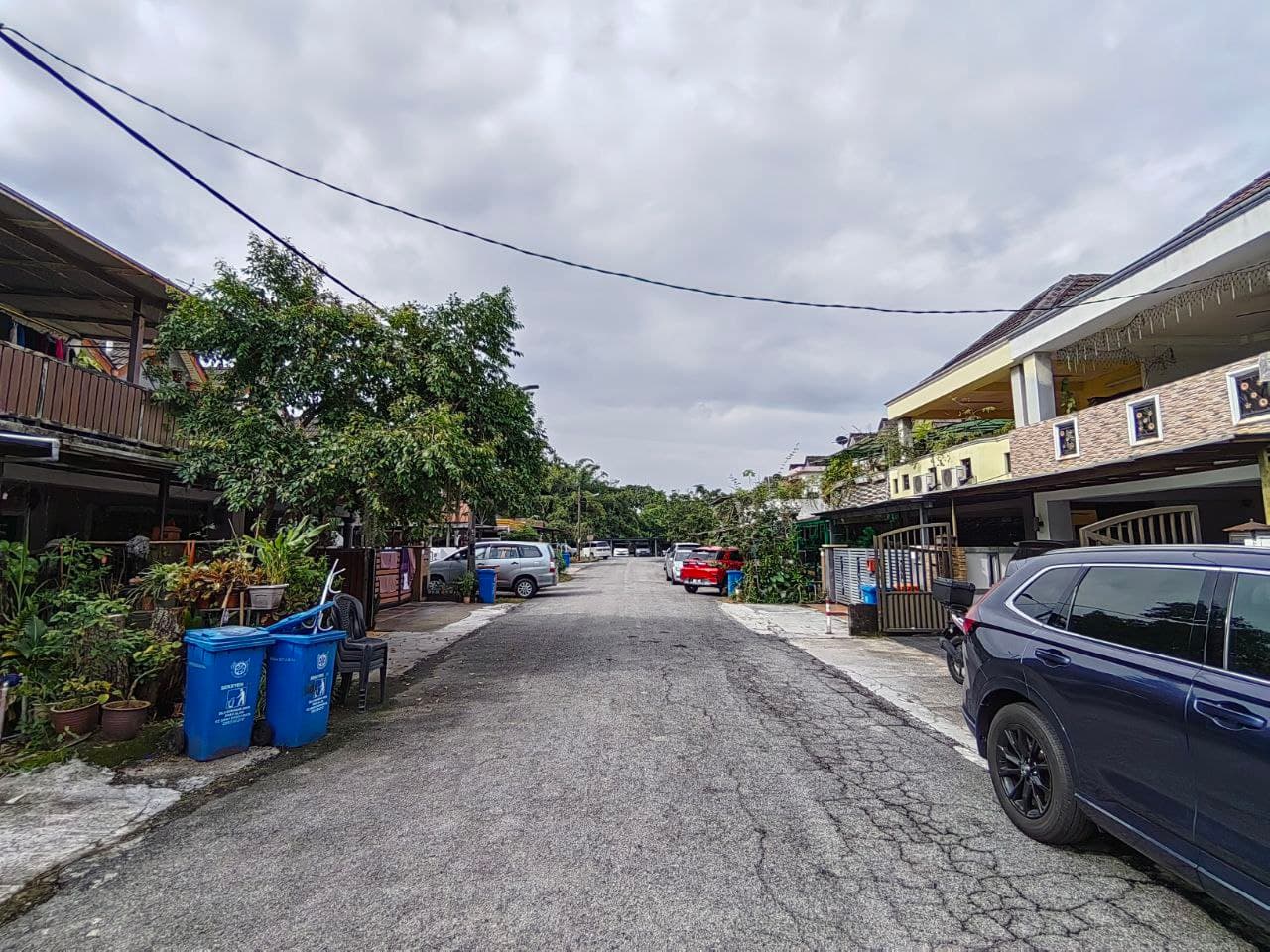 2 Storey Terrace Jalan Sawi Seksyen 24 Shah Alam - Image 1