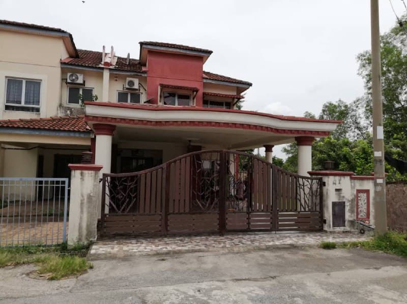 Double Storey Terrace Corner Lot Bandar Tasik Puteri Rawang - Image 1