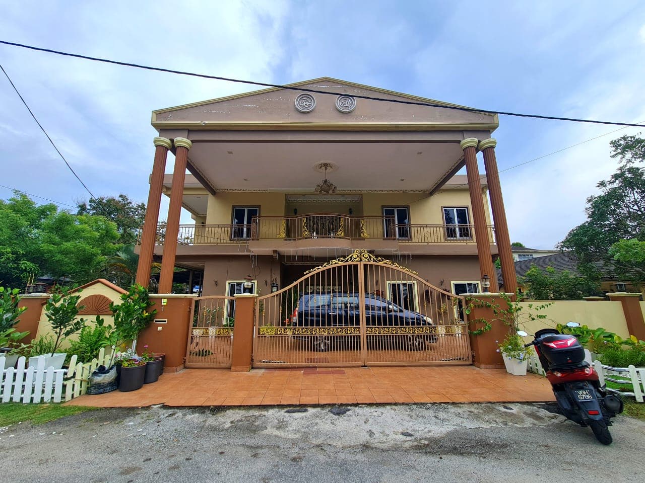 Freehold Corner Lot 25 Storey Bungalow Prima Beruntung Rawang - Image 1