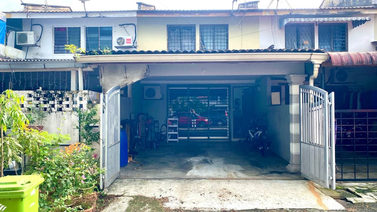 2 Storey Intermediate Bandar Manjalara Kepong KL - Image 1