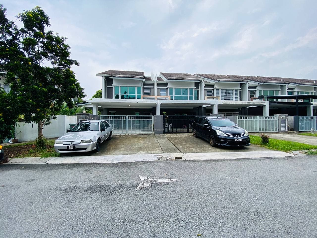 End Lot Double Storey Serene Heights 1 Near Alam Sari Bangi Semenyih - Image 1