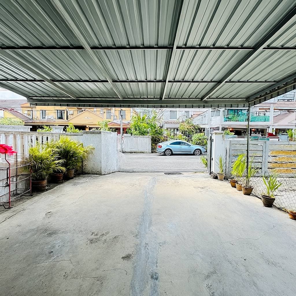 Renovated Double Storey Terrace USJ 1 Subang Jaya - Image 1