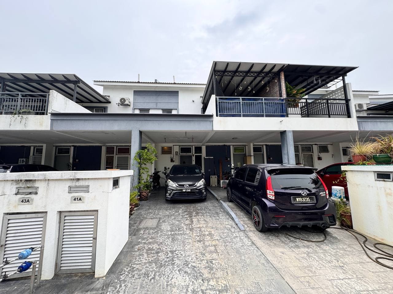Teres 2 Tingkat Unit Corner Ampang Tasik Tambahan - Image 1