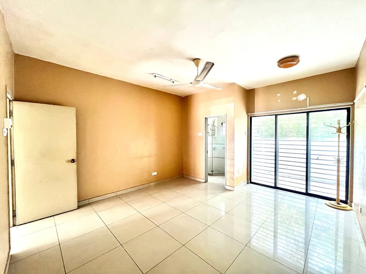 Park Villa Townhouse Bandar Bukit Puchong 2 Puchong - Image 1
