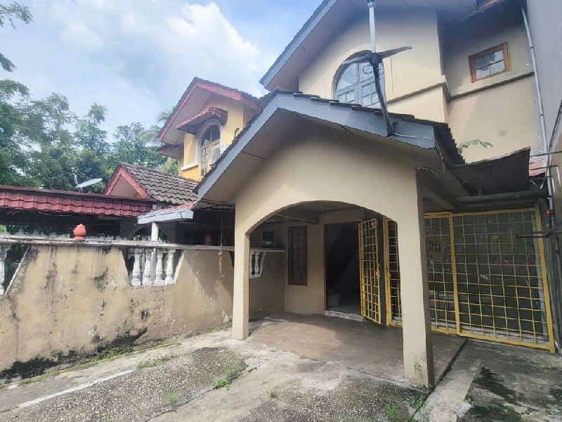 Double Storey Terrace Taman Puchong Perdana - Image 1