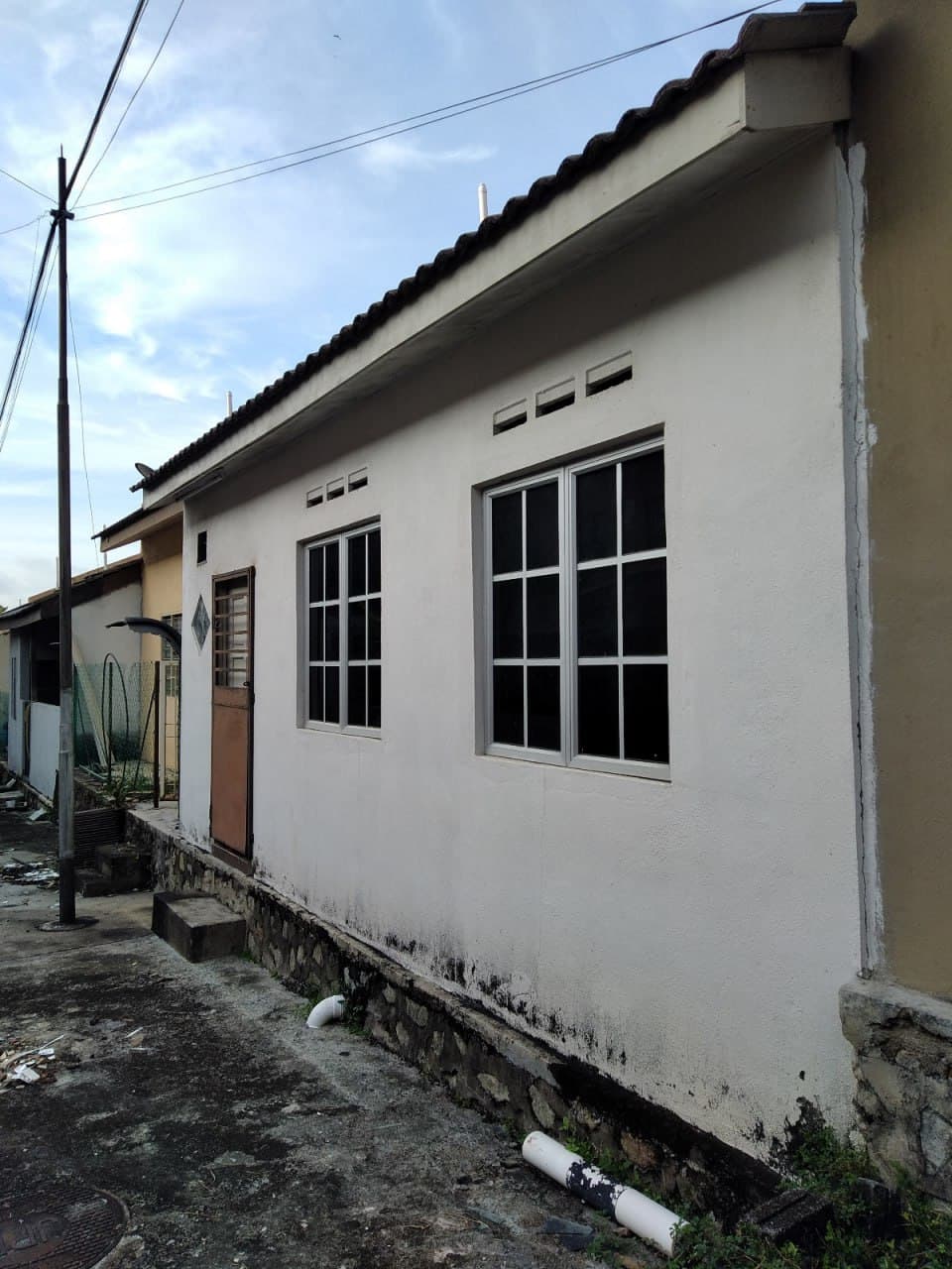 22x80 Teres Setingkat Salak Tinggi Sepang - Image 1