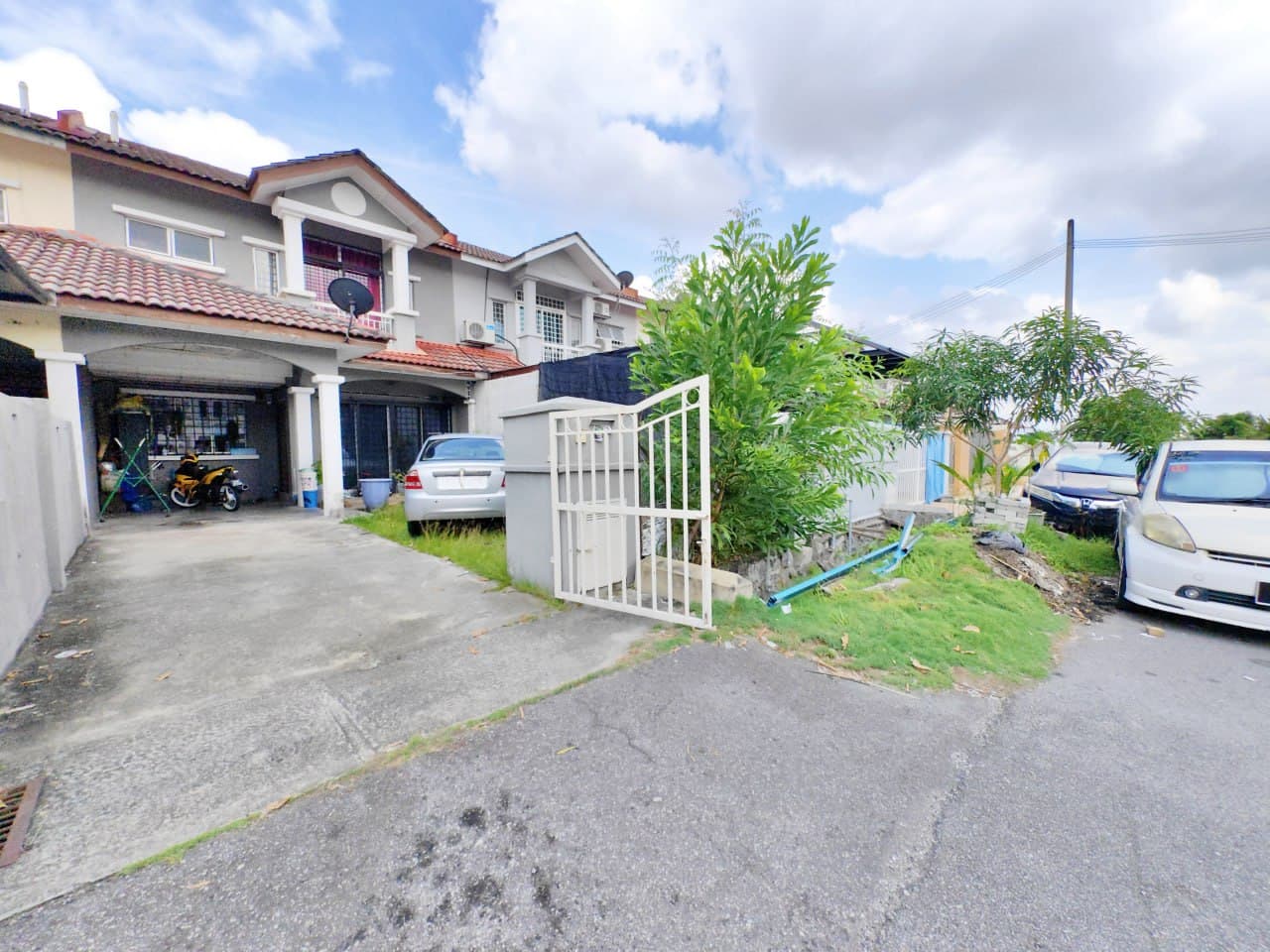 2 Storey Terrace House Taman Kajang Perdana - Image 1