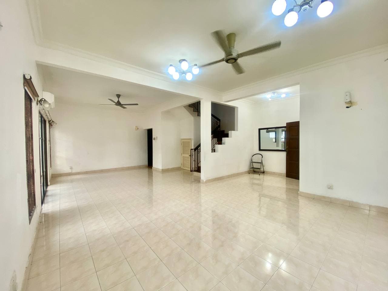 Corner Unit 2.5 Storey Superlink Presint 16 Putrajaya - Image 1