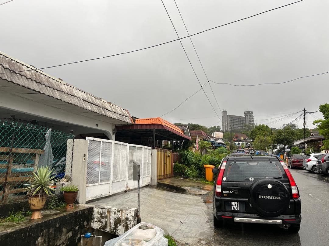 End Lot Terrace Seksyen 2 Shah Alam - Image 1