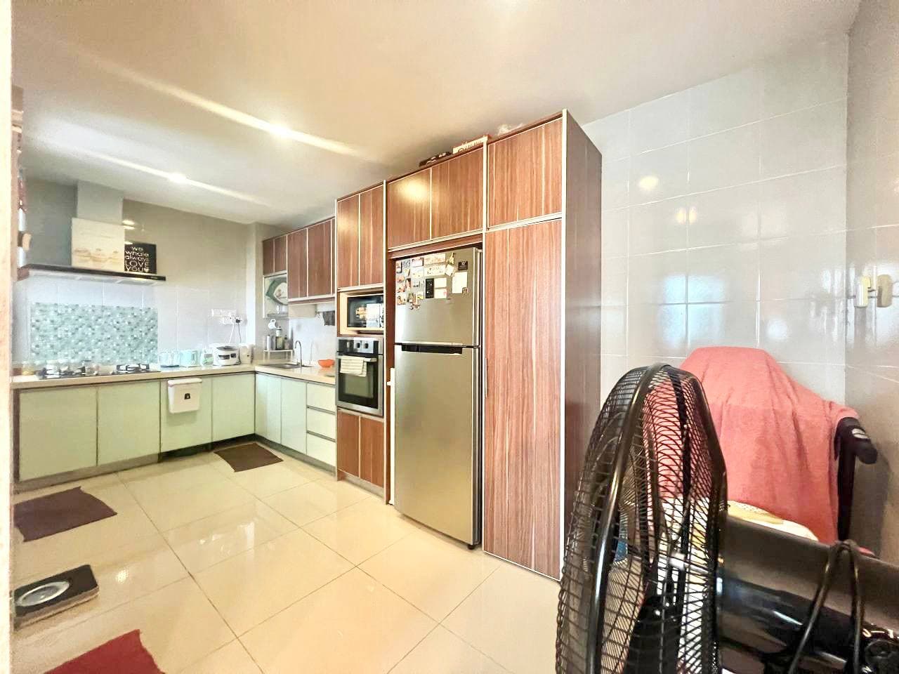 Bayu Tasik 1 Condominium Bandar Sri Permaisuri Cheras - Image 1