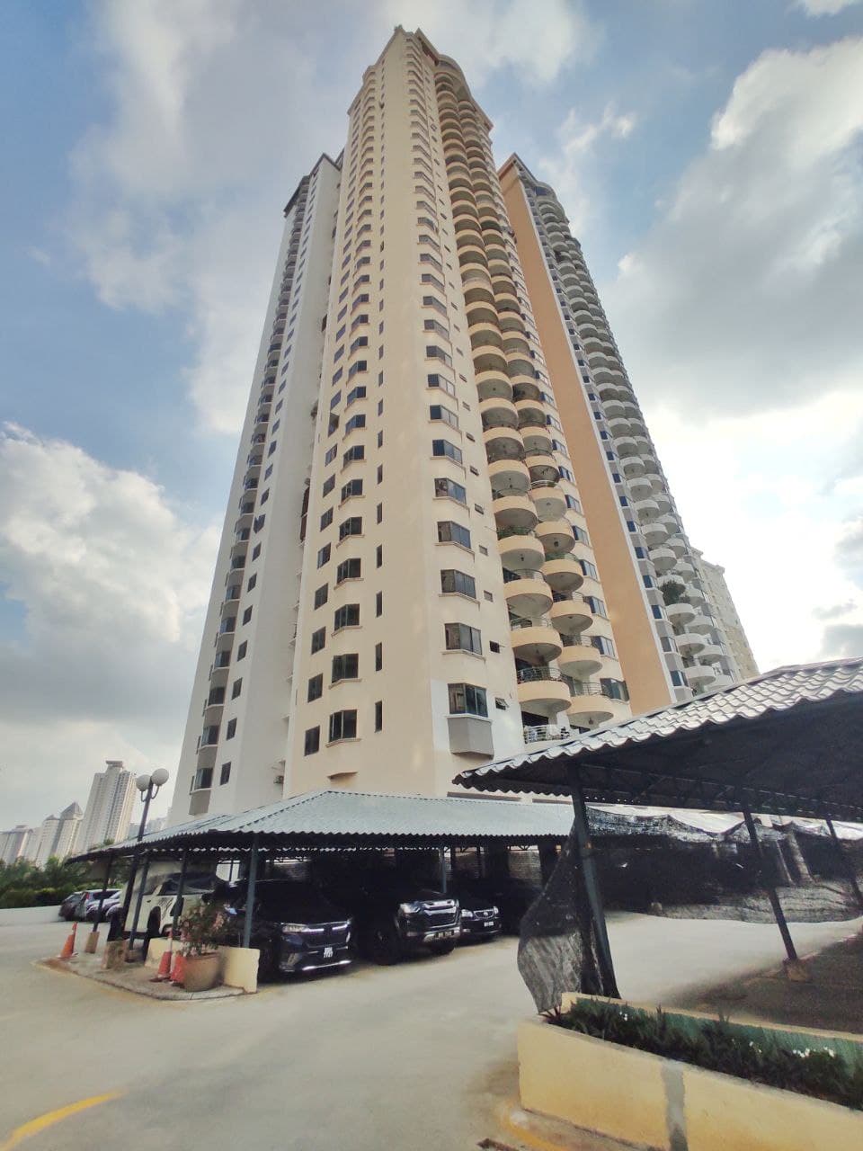 Duta Ria Condo Solaris Jalan Dutamas KL - Image 1