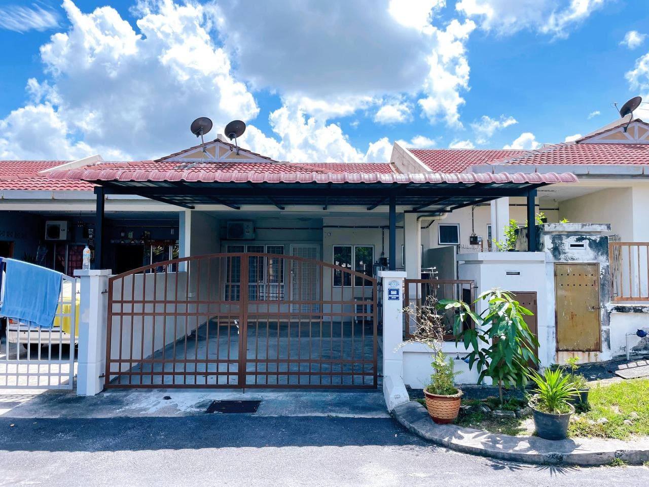 Renovated Single Storey Terrace Taman Pinggiran Pelangi Rawang - Image 1