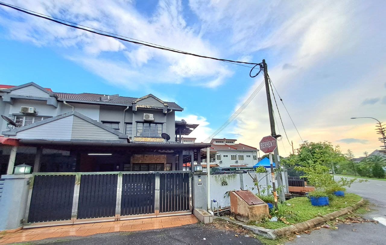 Corner Lot Double Storey Terrace Taman KajangPerdana, Kajang