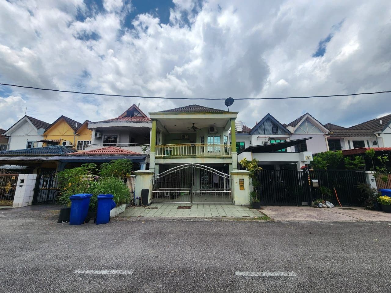 Double Storey Terrace Seksyen 19 Shah Alam Facing Open - Image 1