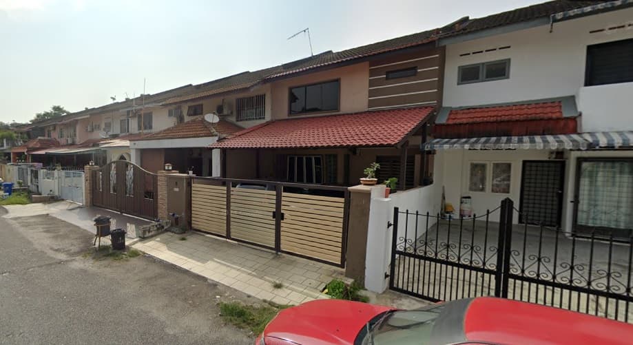 Fully Renovated Double Storey Terraced House - Image 1