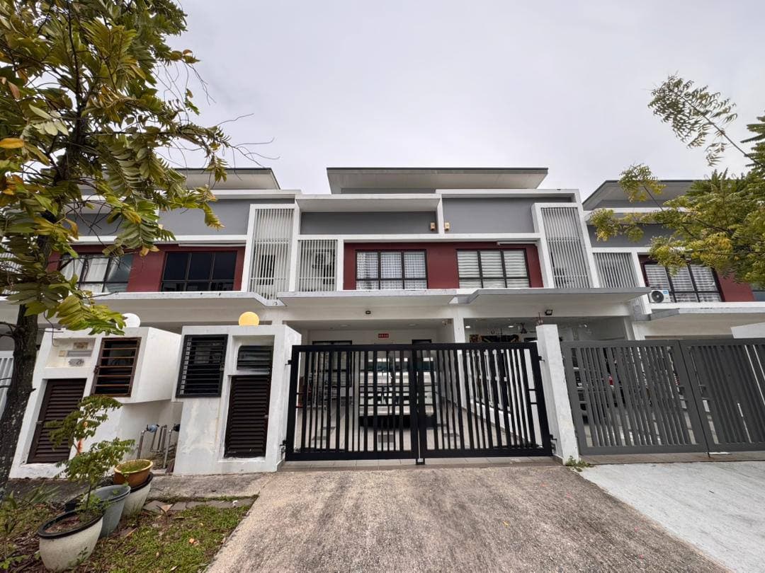 Cheapest Double Storey Terrace House Setia Permai 3 Setia Alam - Image 1