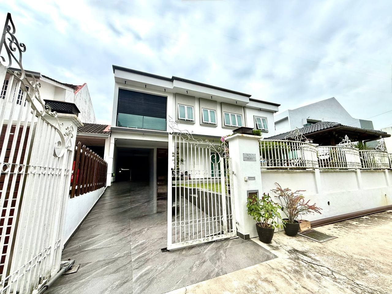 2 Storey Semi-Detached Taman Sri Ukay Ampang - Image 1