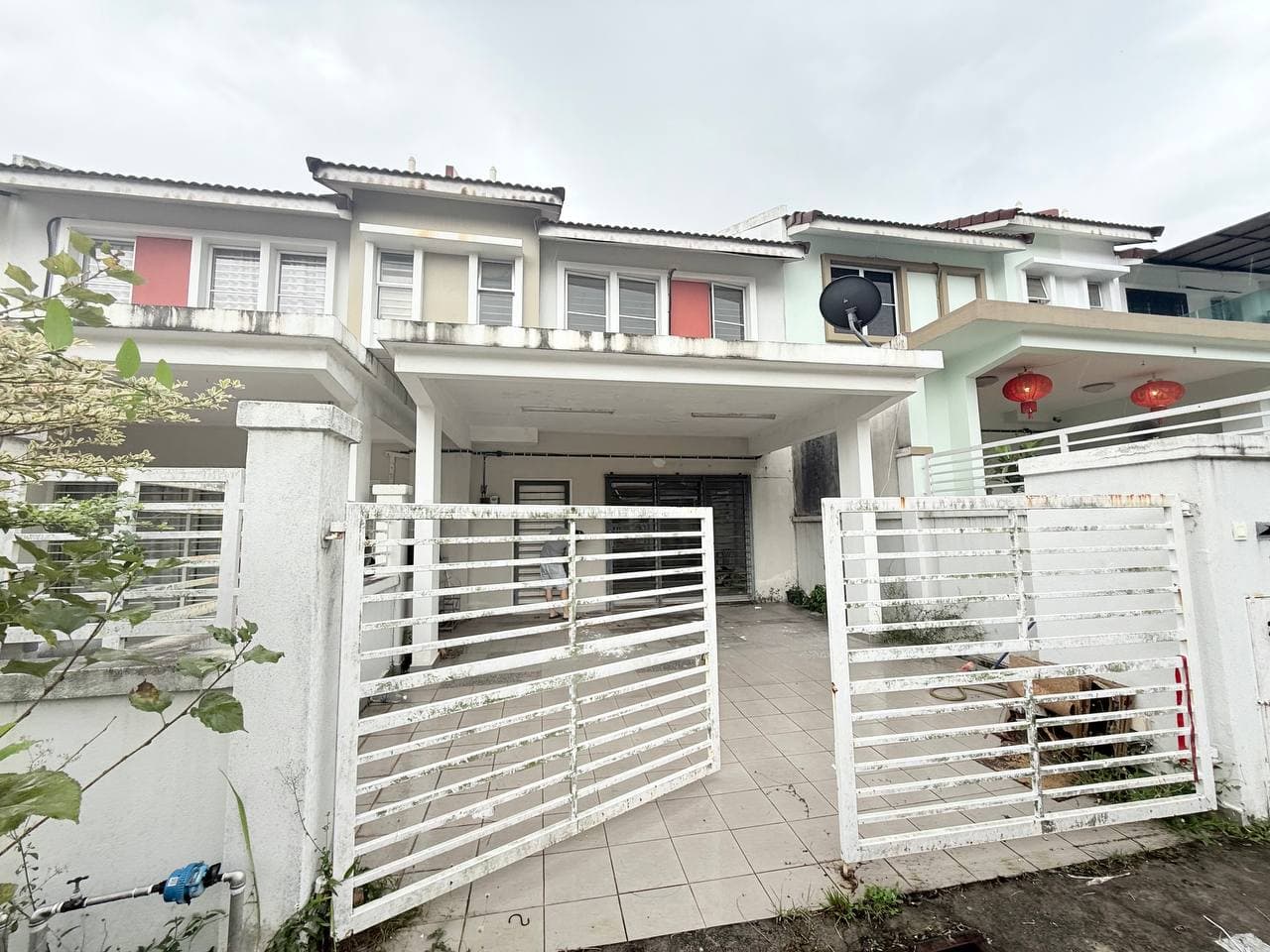 2 Storey Landed House Taman Dato Demang, Seri Kembangan - Image 1