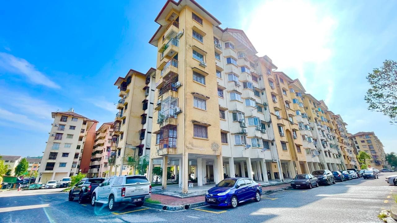 Carlina Apartment Kota Damansara - Image 1
