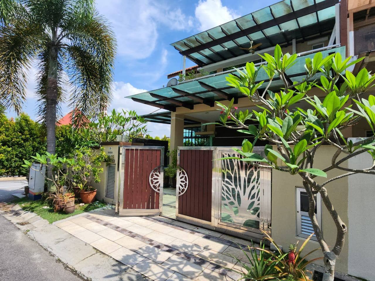 Semi-D Cluster Corner Lot, Ampang Saujana - Image 1