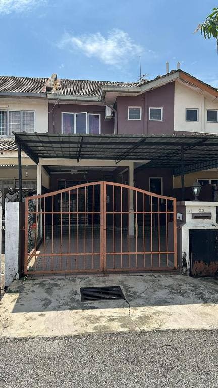 Taman Puchong Utama, Double Storey Terrace House Facing Open - Image 1