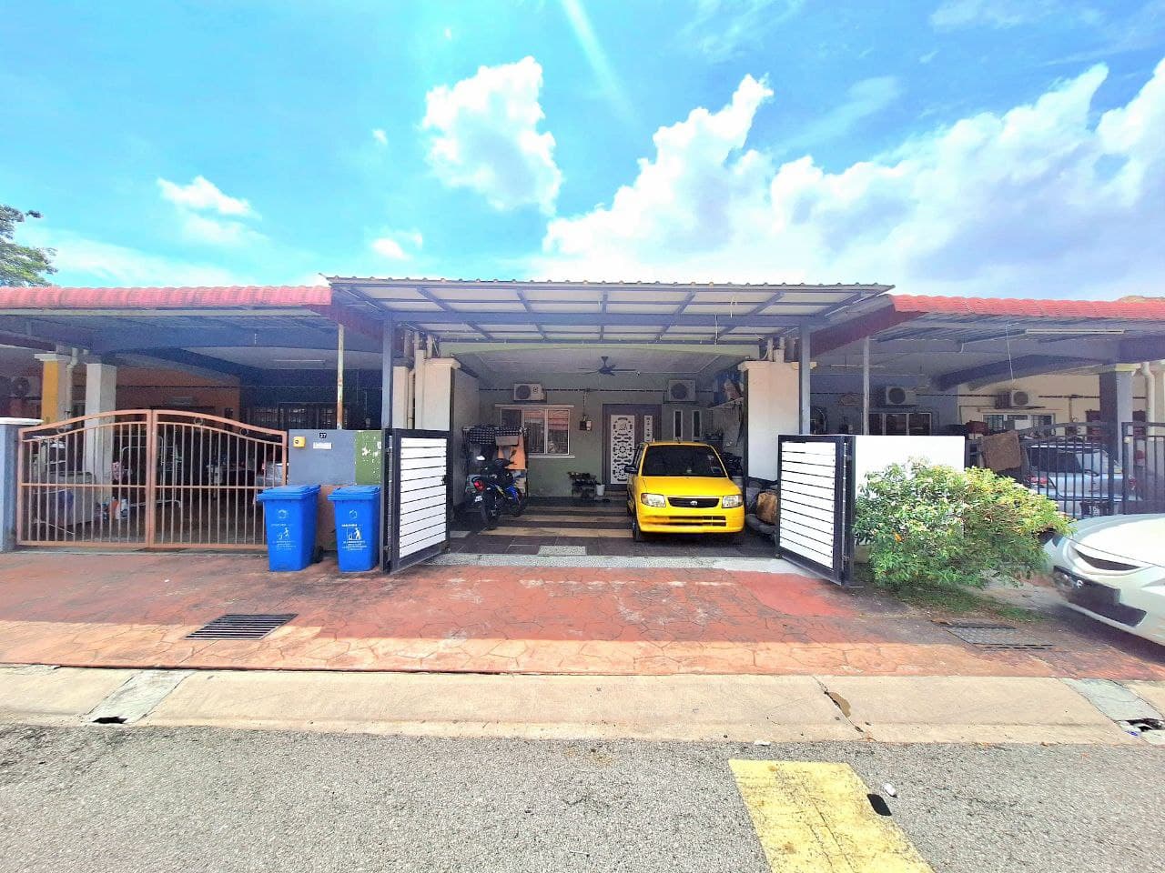 Single Storey Terrace House Jalan Kebun Seksyen 30 - Image 1