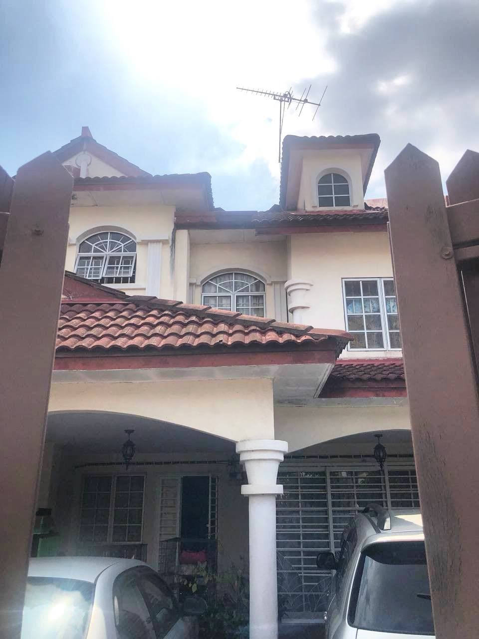 Rumah Teres 2 Tingkat Bandar Bukit Puchong BP 10 Puchong - Image 1