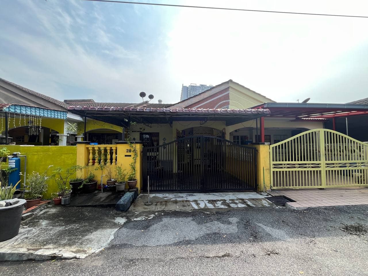 Single Storey Terrace, Taman Puchong Intan, Puchong - Image 1