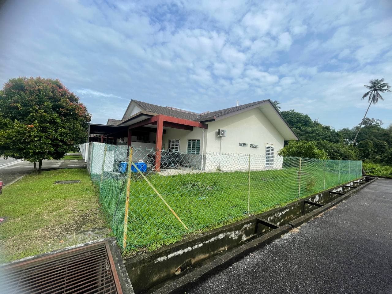 Single Storey Terrace Corner Lot, Taman Perigi Nenas - Image 1