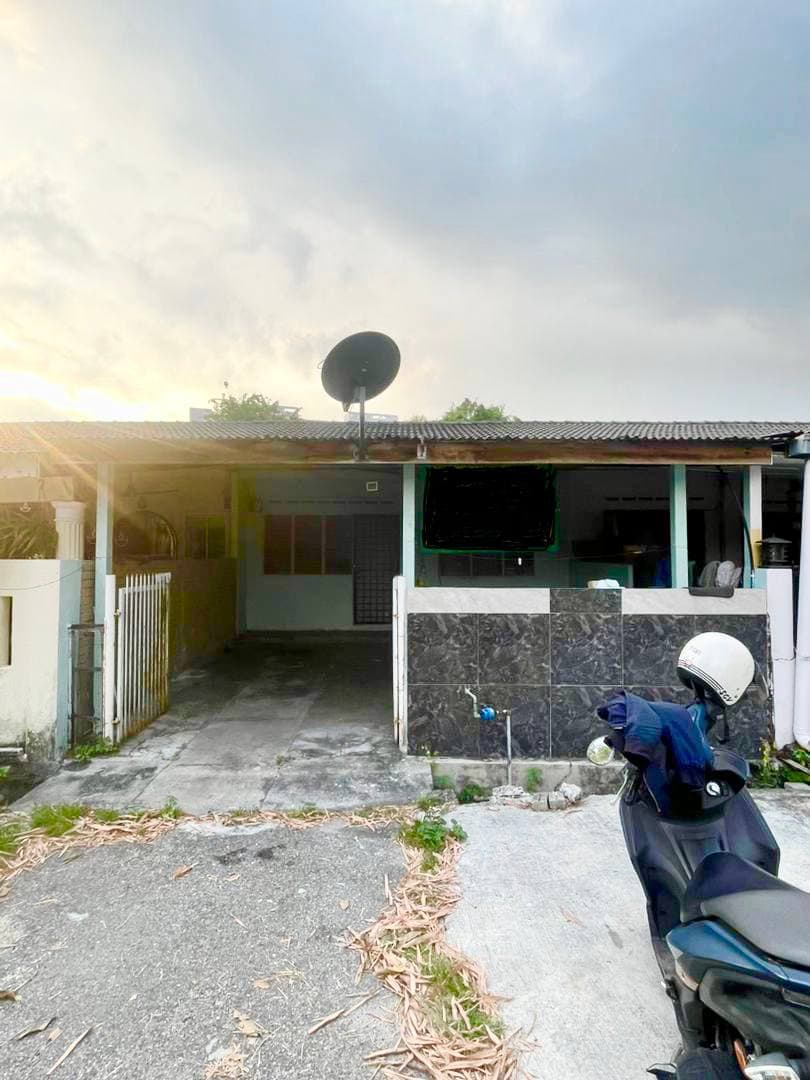 Single Storey Taman Sri Intan Seksyen 7 Bandar Baru Bangi - Image 1