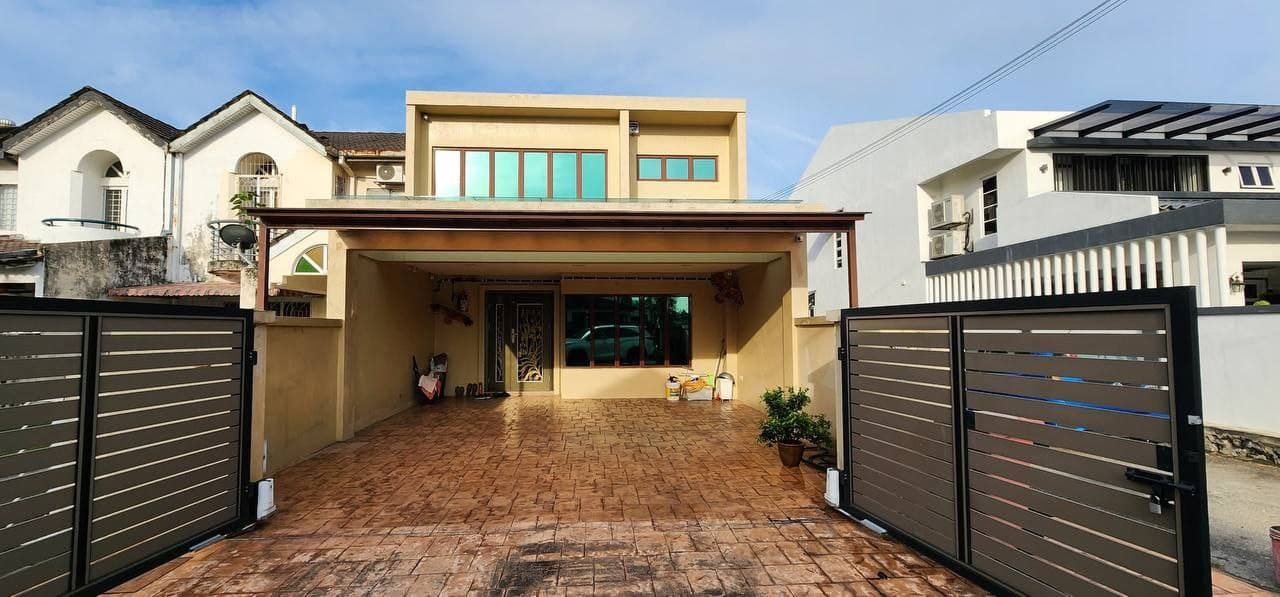 2 Storey Terraced at Bandar Sunway - Image 1