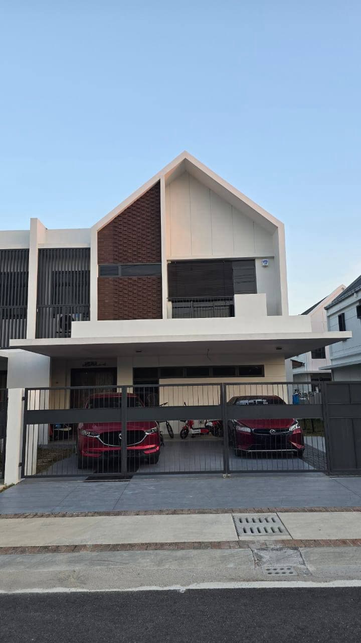 The Eight, Elmina Green, Shah Alam Semi-D House