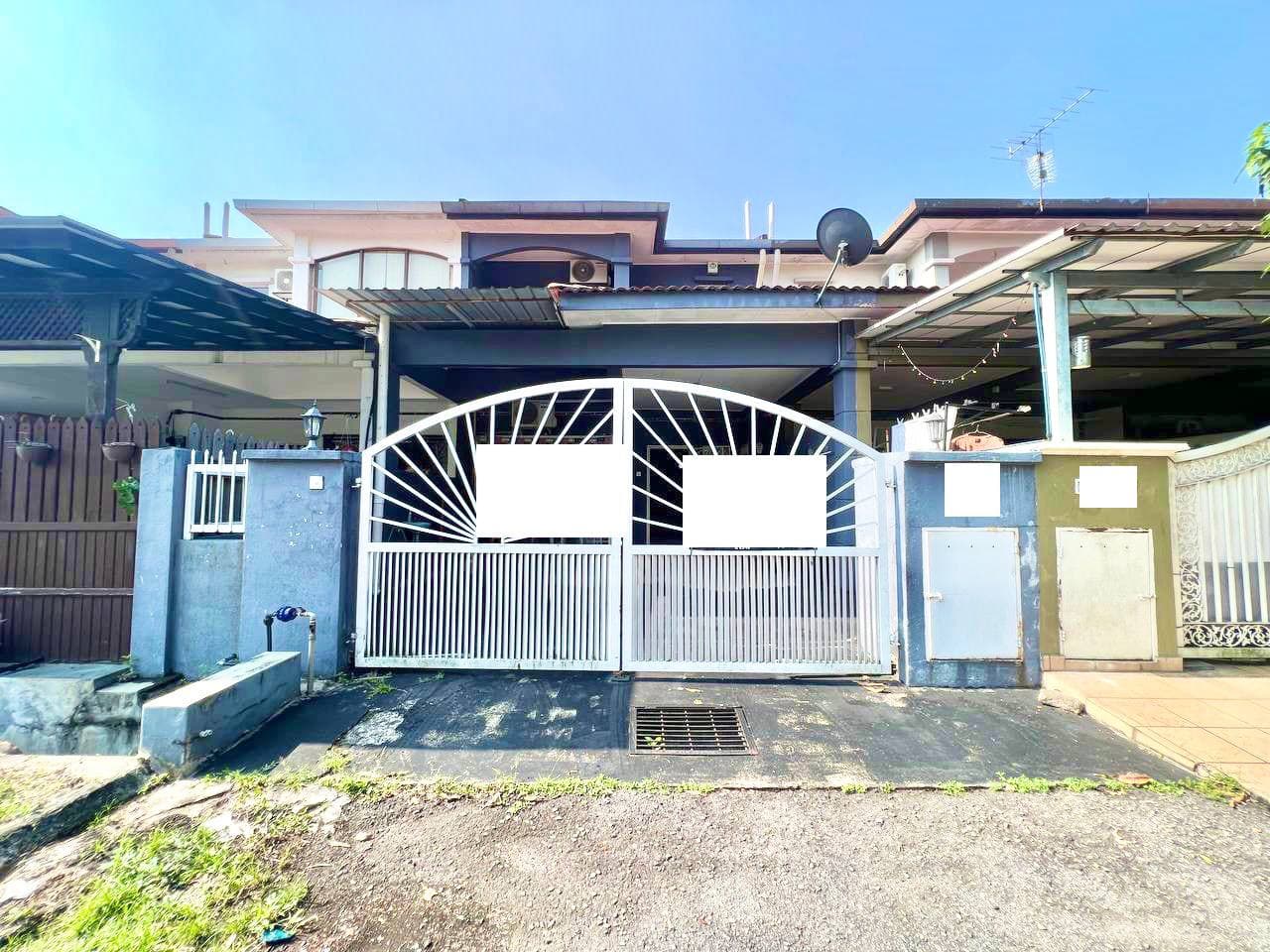 Double Storey Seksyen 8 Bandar Baru Bangi - Image 1