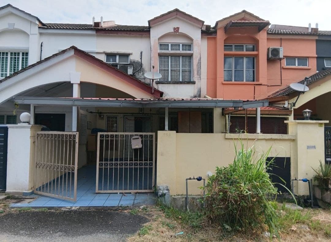 Freehold Two Storey Terrace House at Bandar Mahkota Cheras - Image 1