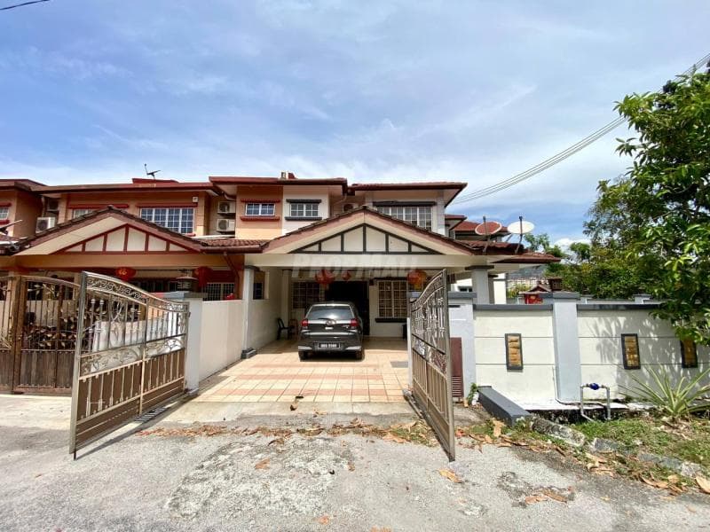 Fully Extended Renovated Corner Lot Double Storey Taman Sri Jelok Kajang