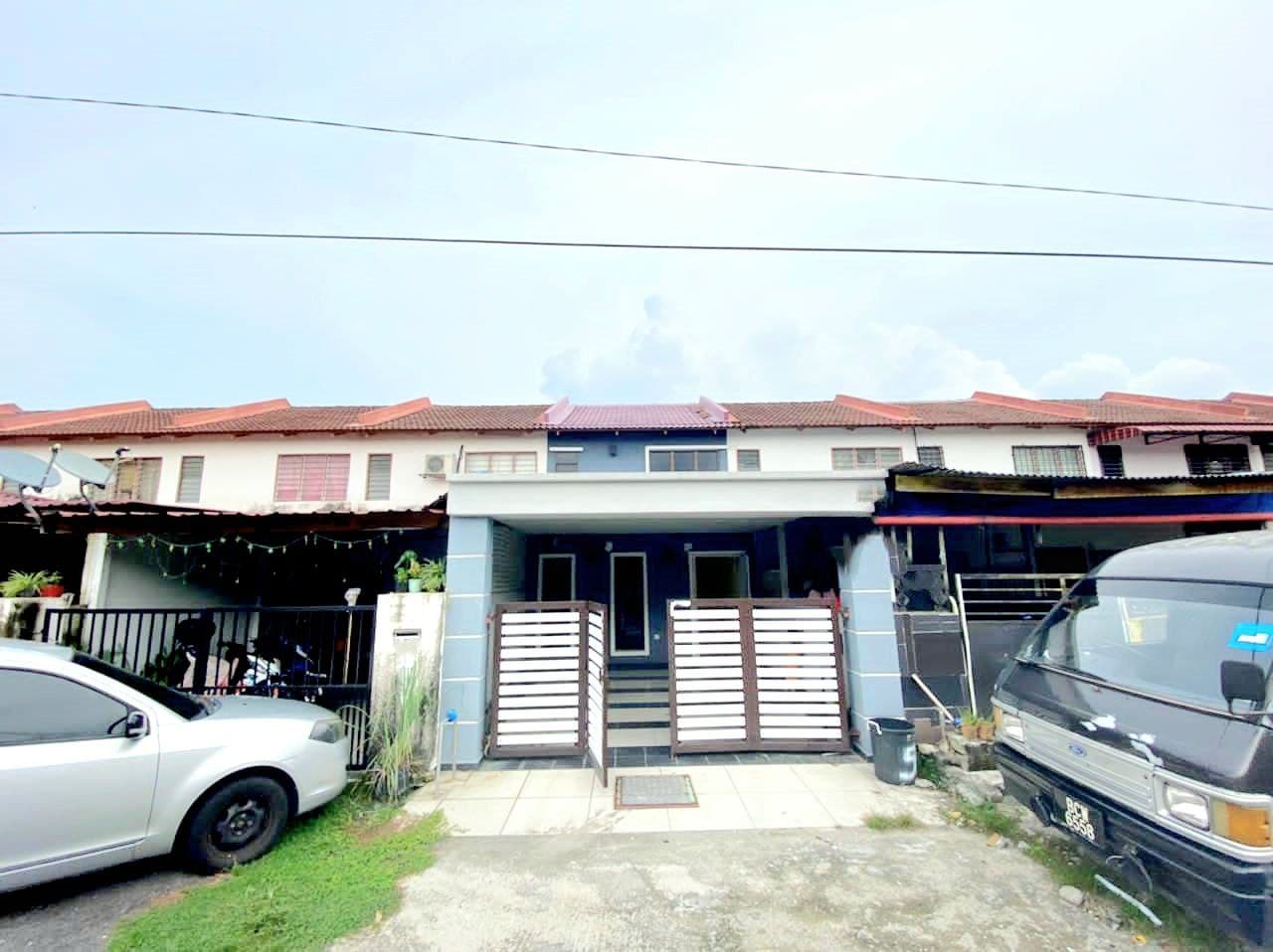 Fully Renovated Double Storey Terrace Taman Kantan Permai Kajang - Image 1