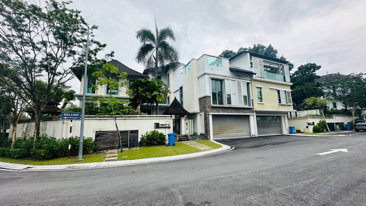3 Storey Villas Serai Saujana Golf Resort, Shah Alam