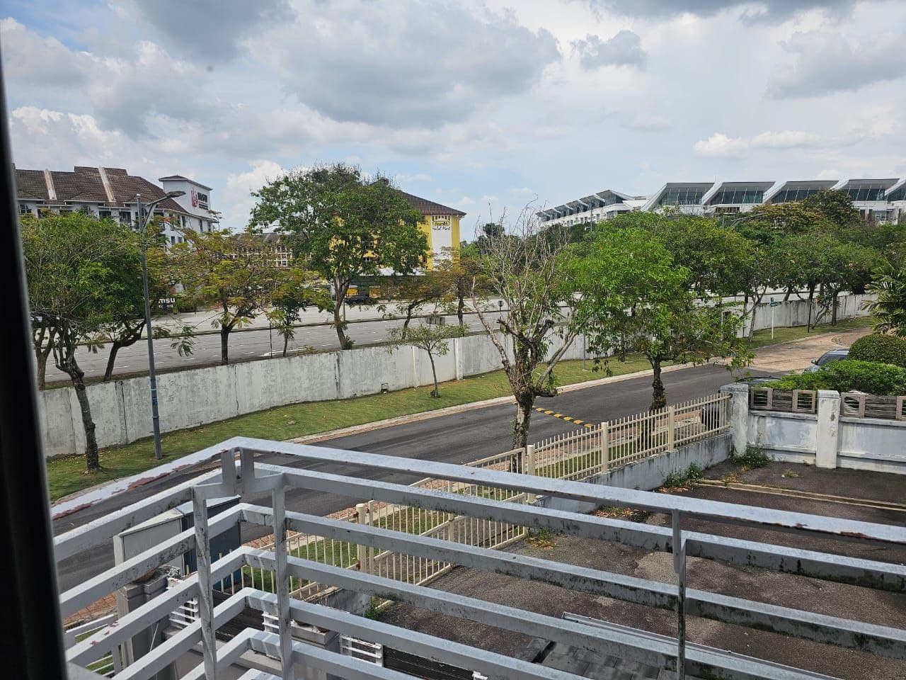 Laman Seri Corner Lot Bungalow