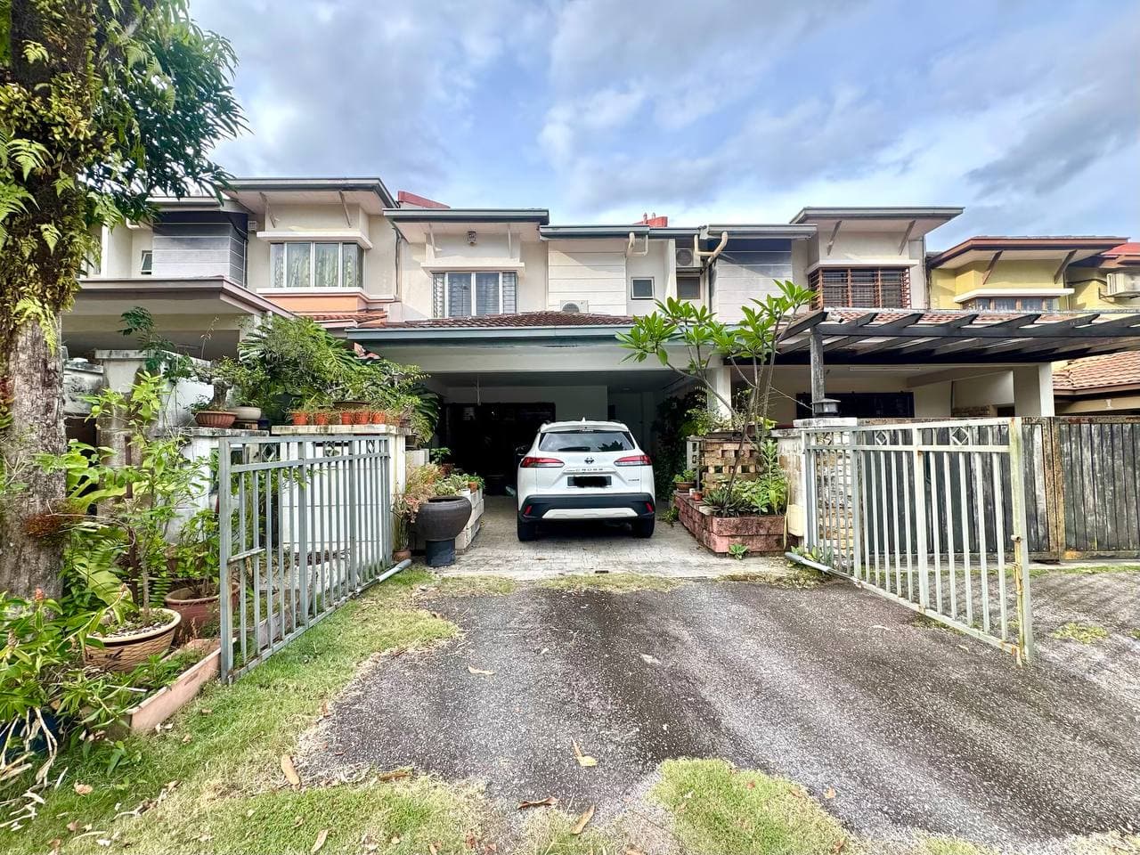 Double Storey Terrace House Pulau Angsa U10, Shah Alam - Image 1
