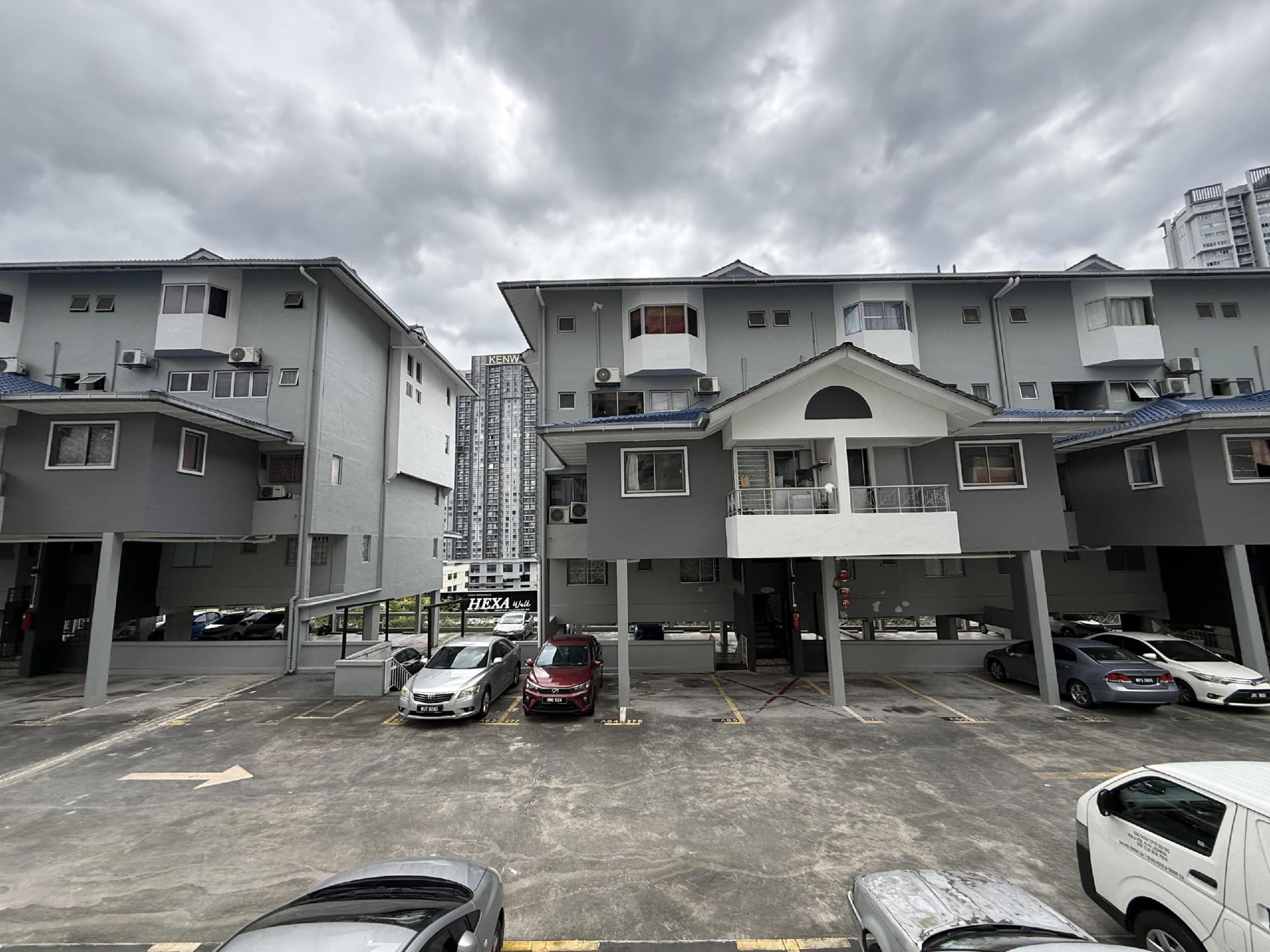Townhouse Desa Petaling, Kuala Lumpur - Image 1