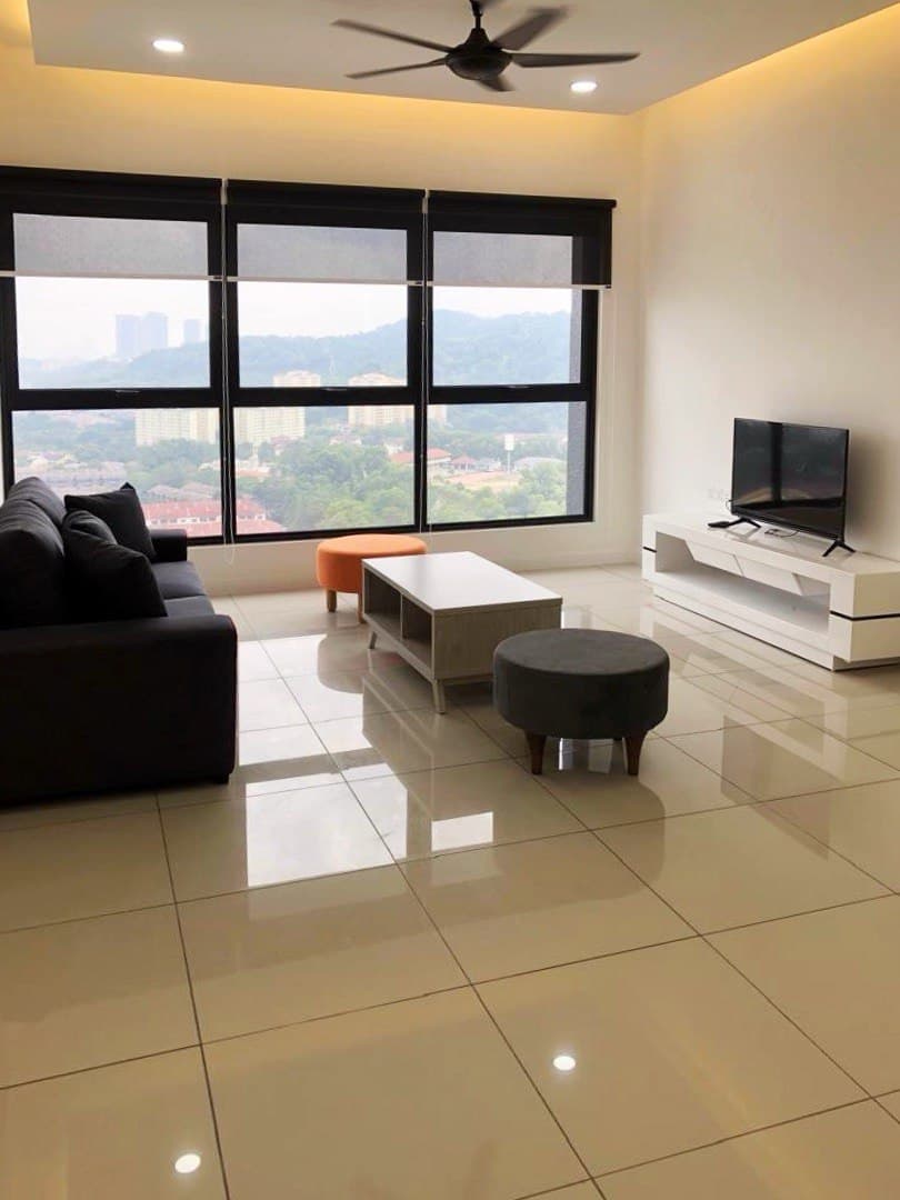 Corner Unit, Le Pavilion Serviced Residence Bandar Puteri Puchong