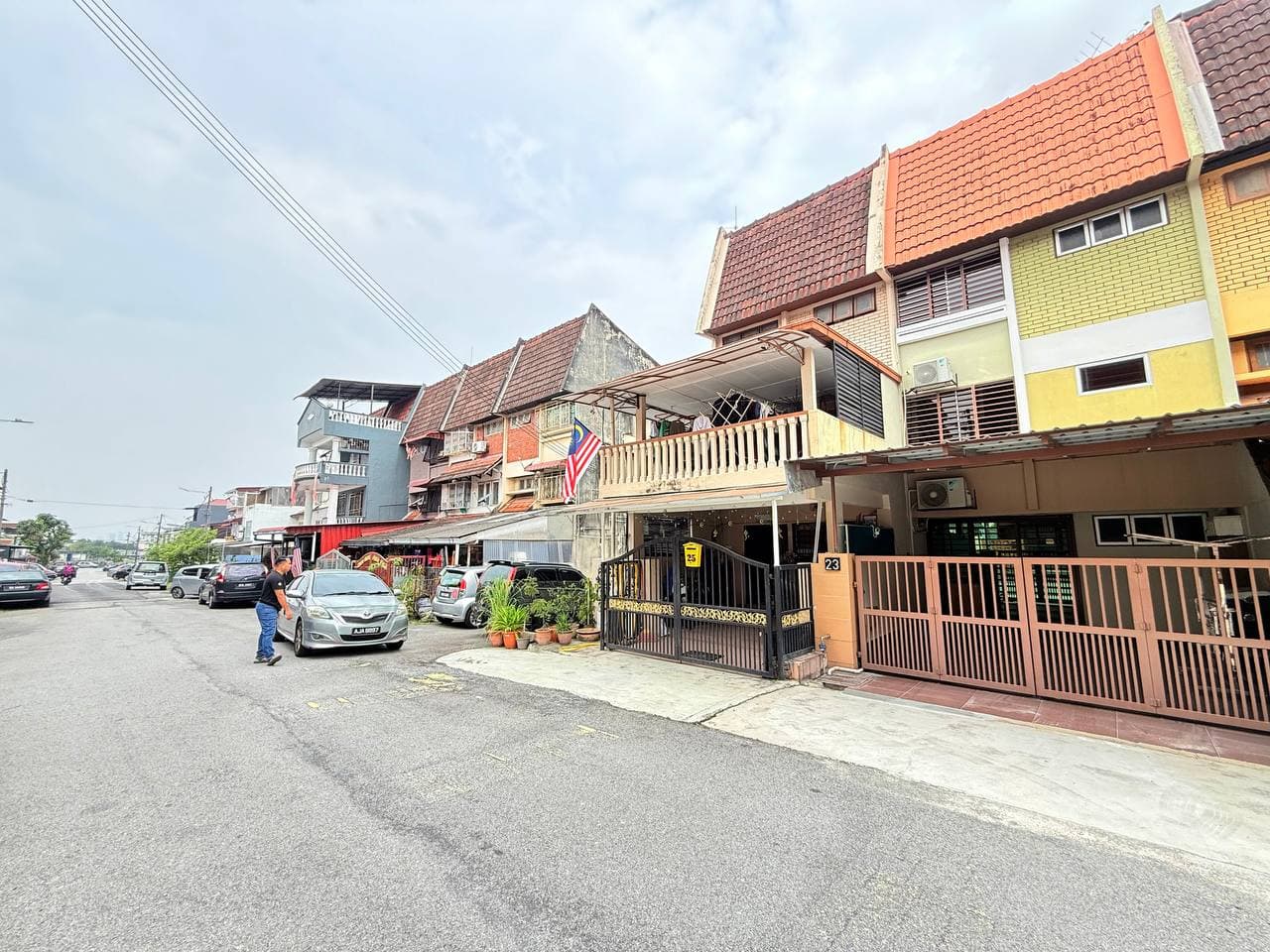 3 Storey Terrace Taman Bukit Teratai Ampang Selangor - Image 1