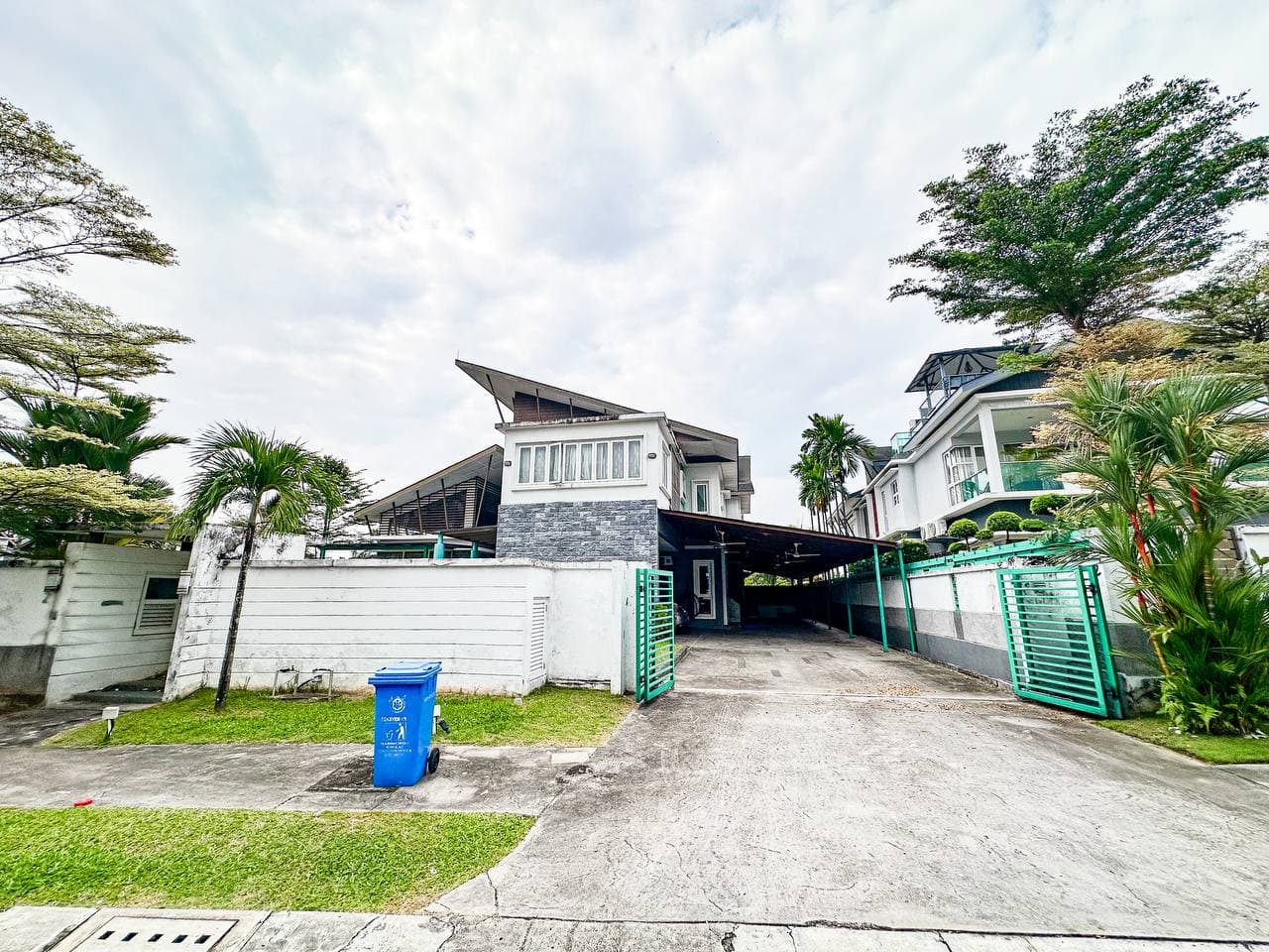 CORNER LOT Double Storey Bungalow Forte Bukit Jelutong Shah Alam